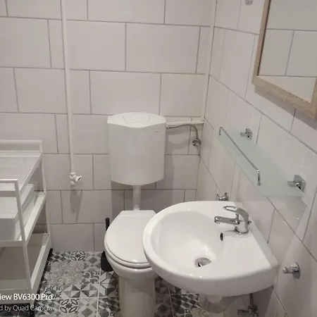 Quiet Place In The Center Appartamento